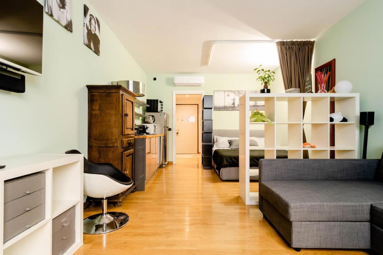 Central Studio Apartment - 24H Self Checkin Milano Ngoại thất bức ảnh
