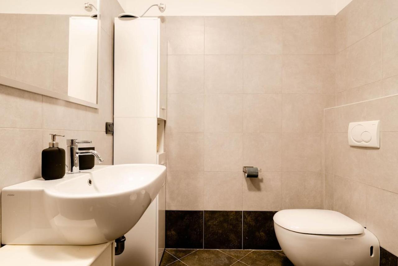 Central Studio Apartment - 24H Self Checkin Milano Ngoại thất bức ảnh